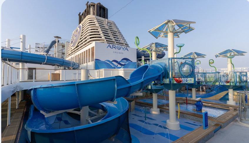 Aroya Kids Club - Water Slides